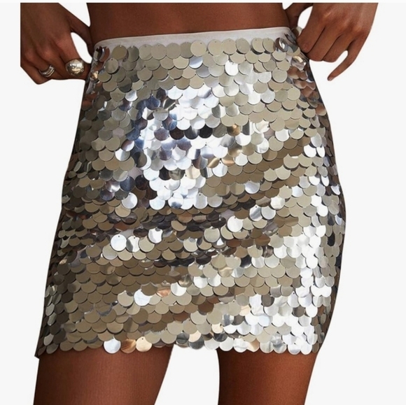 Wild Fable ✨ Silver Sequin Mini Skirt – Festival, Party, Night Out ✨ - Picture 1 of 4